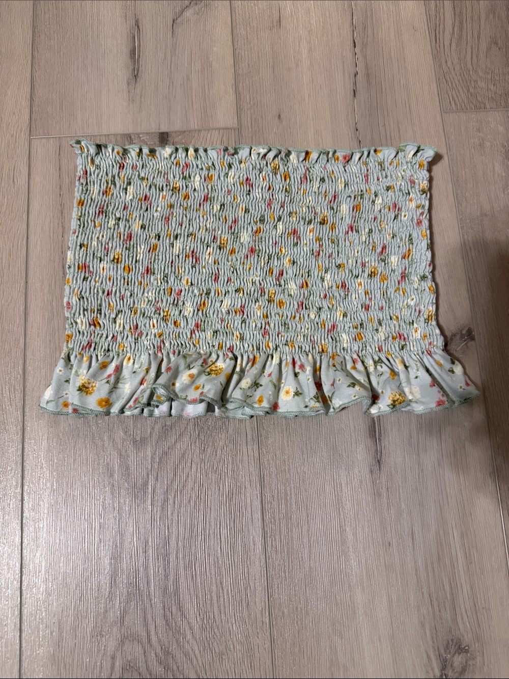 Forever 21 Light Green Smocked Floral Crop Top